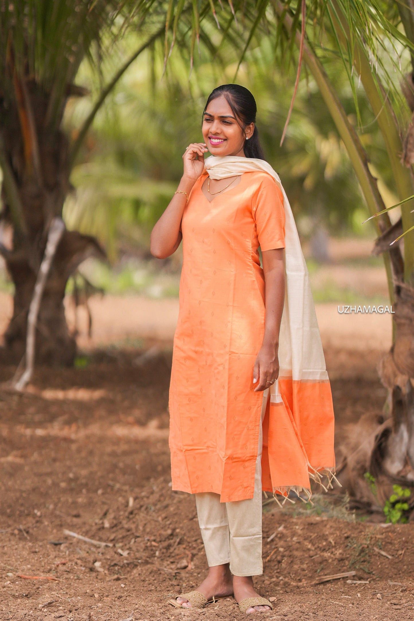 Miranda Kurti Set