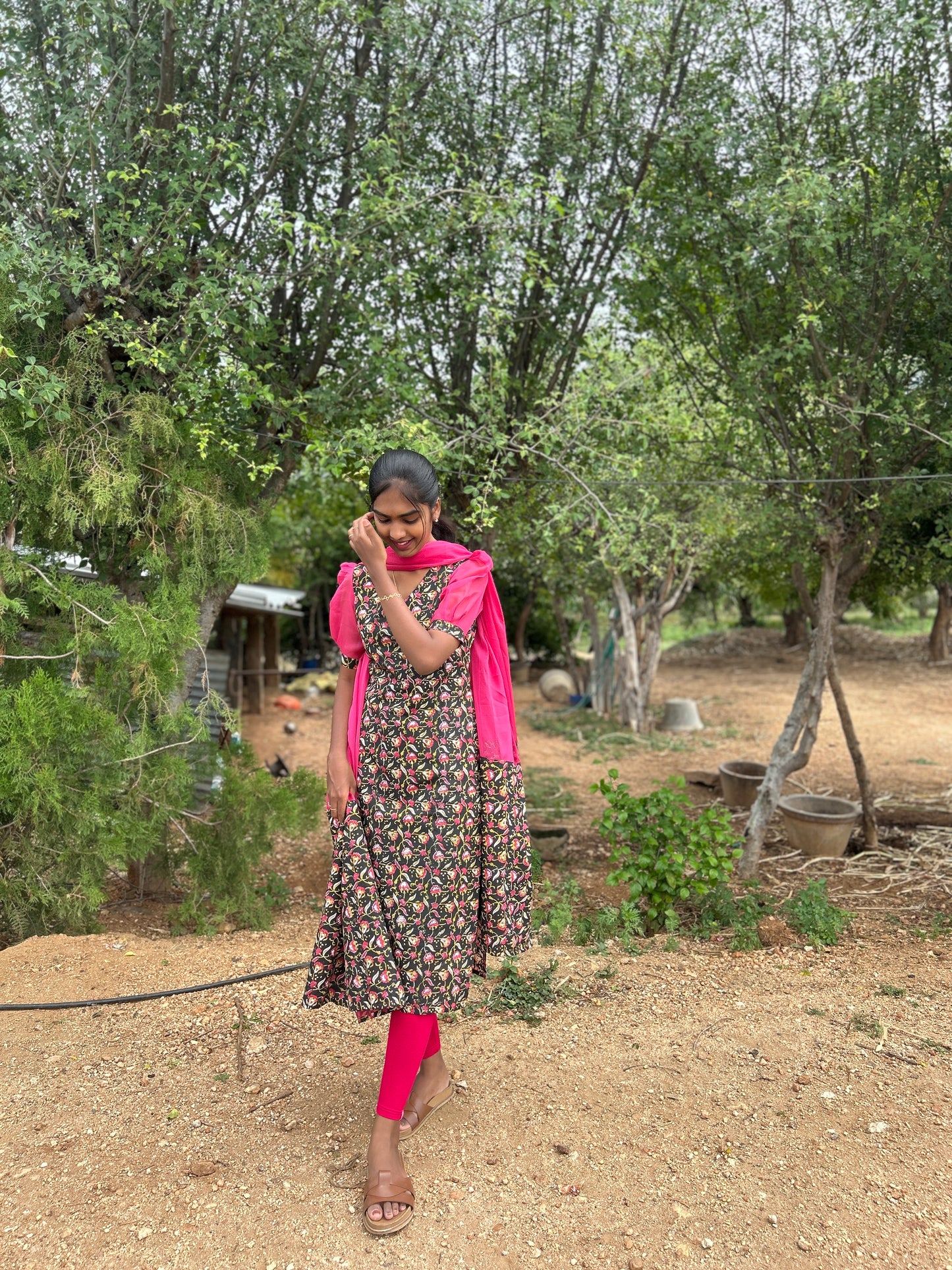 Juliet Rose Kurti