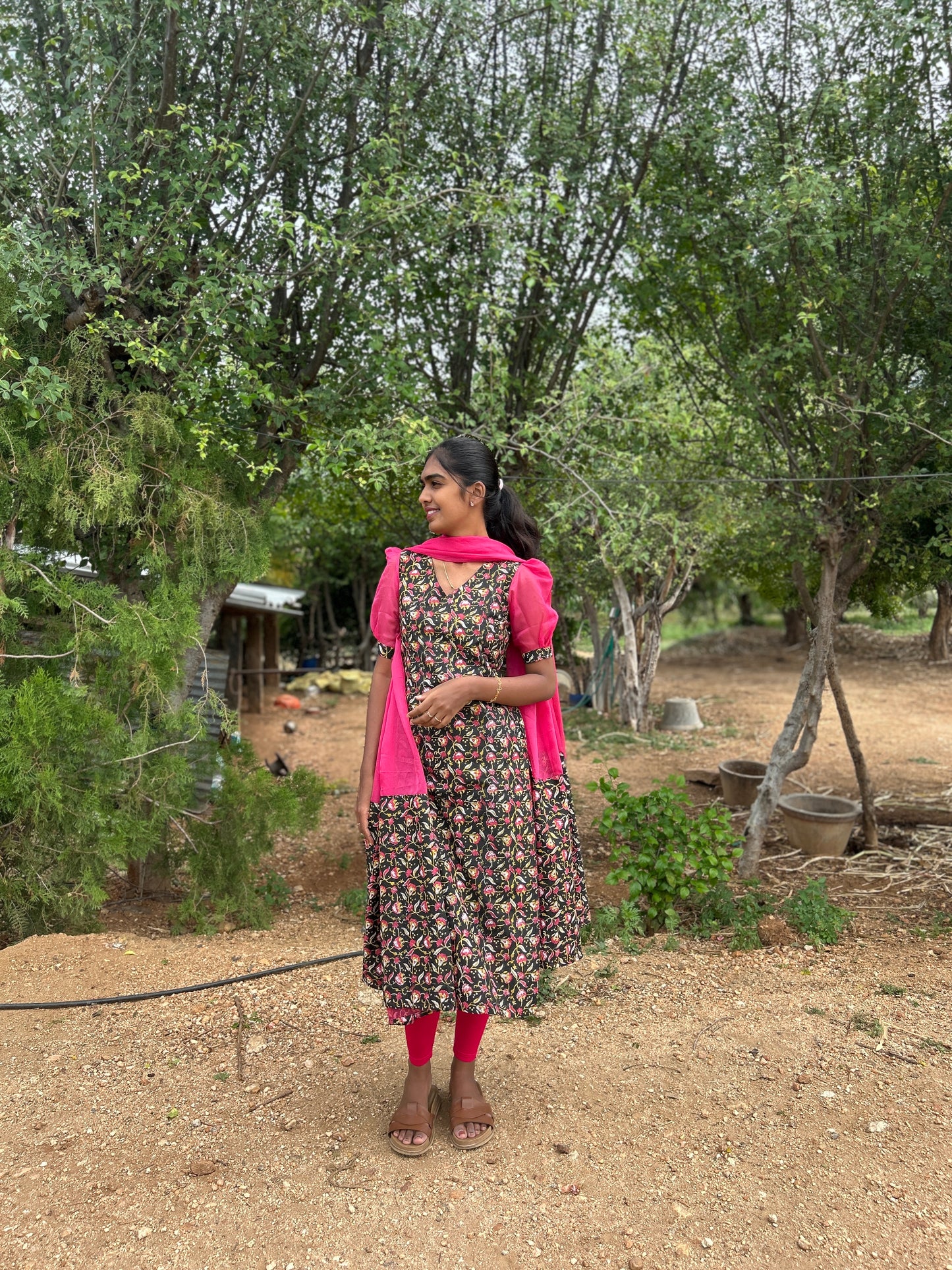 Juliet Rose Kurti