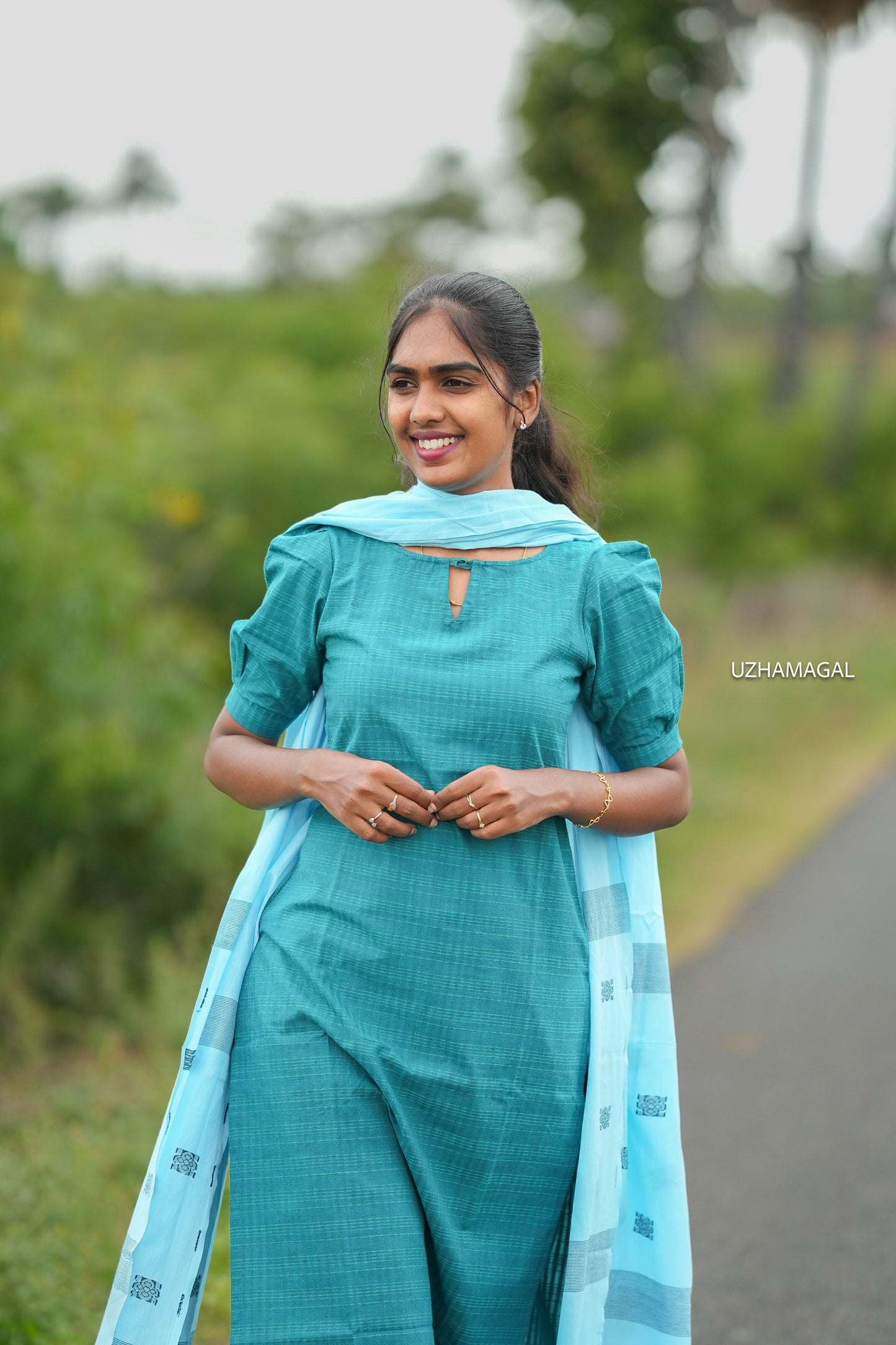 Aarunya Kurti Set
