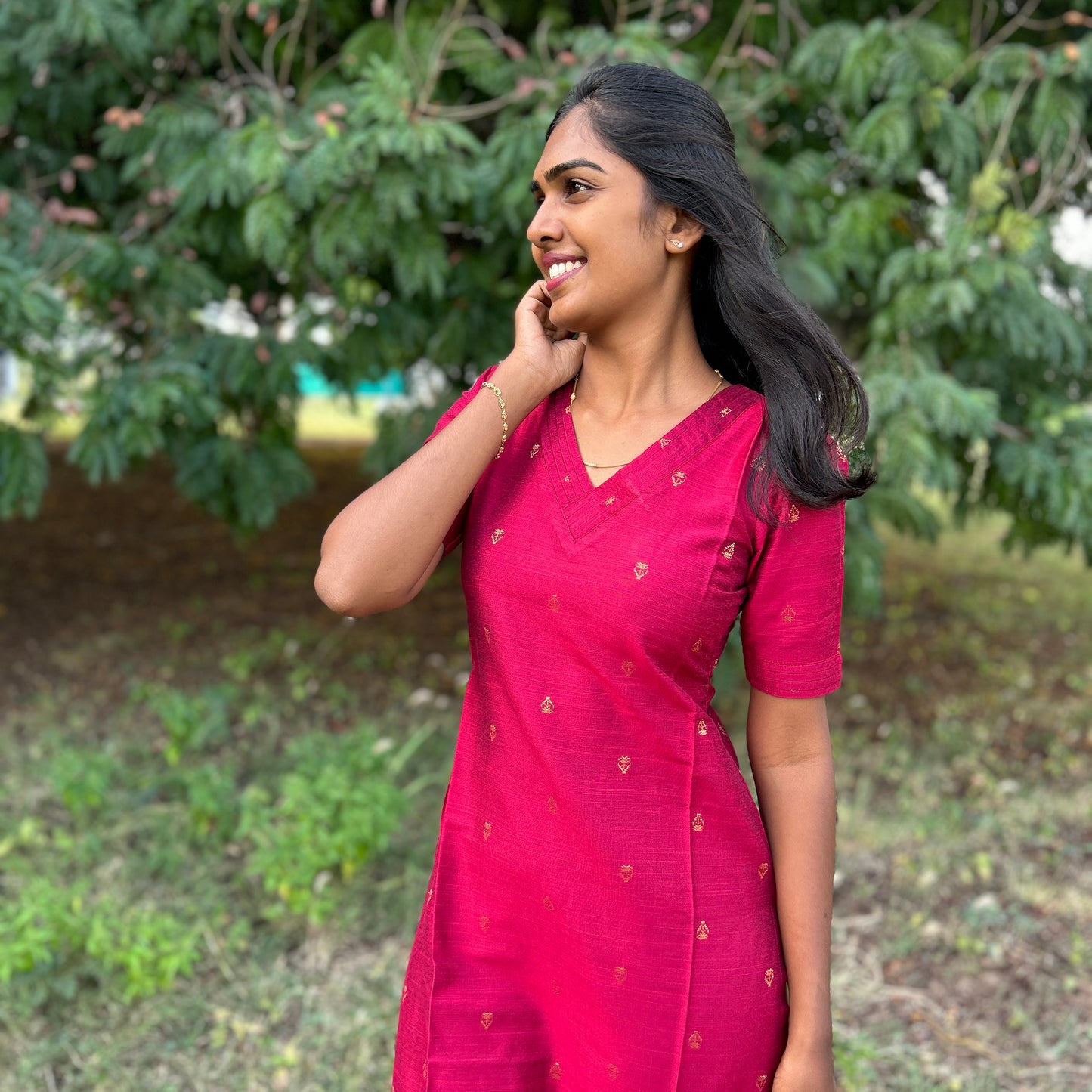 Cardinal red kurti