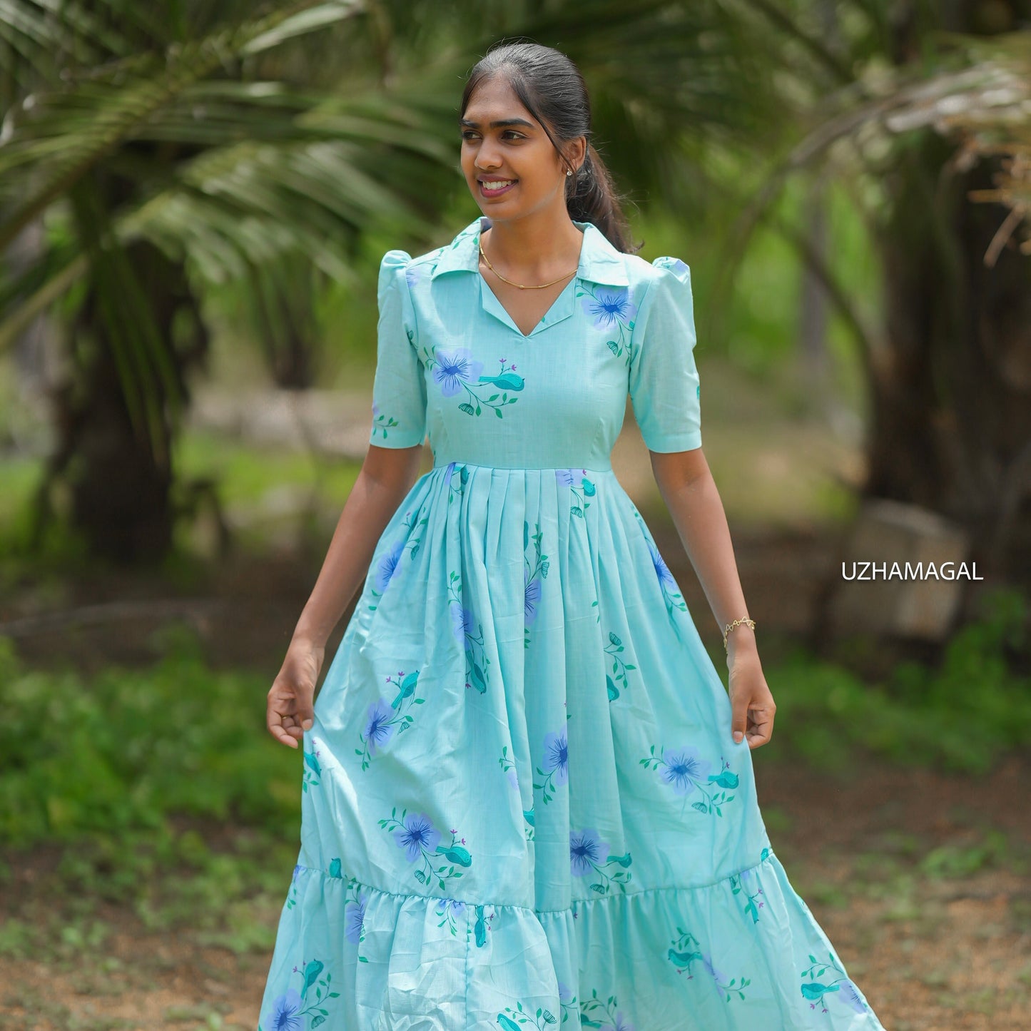 Blooming parrot dress