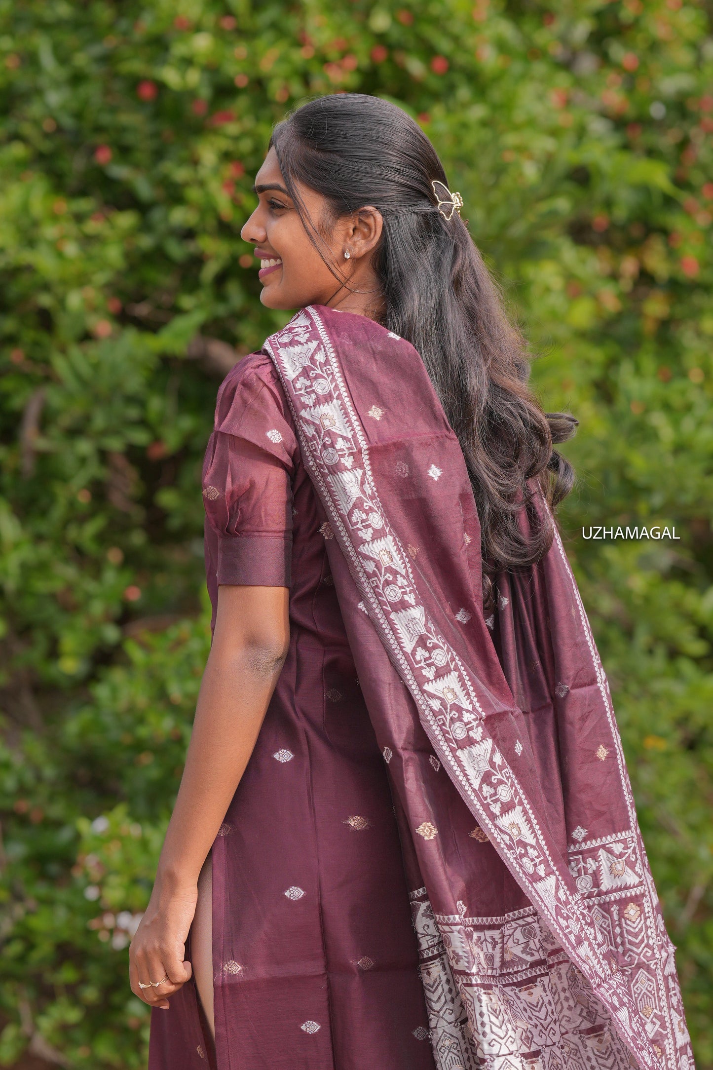 Kavini Kurti Set