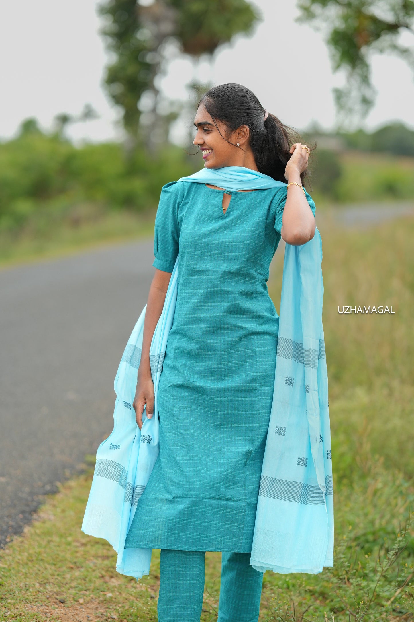Aarunya Kurti Set