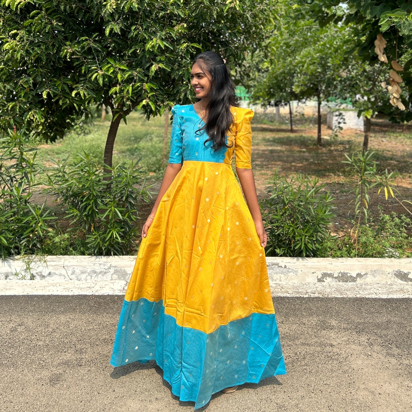 Chamandhipoo