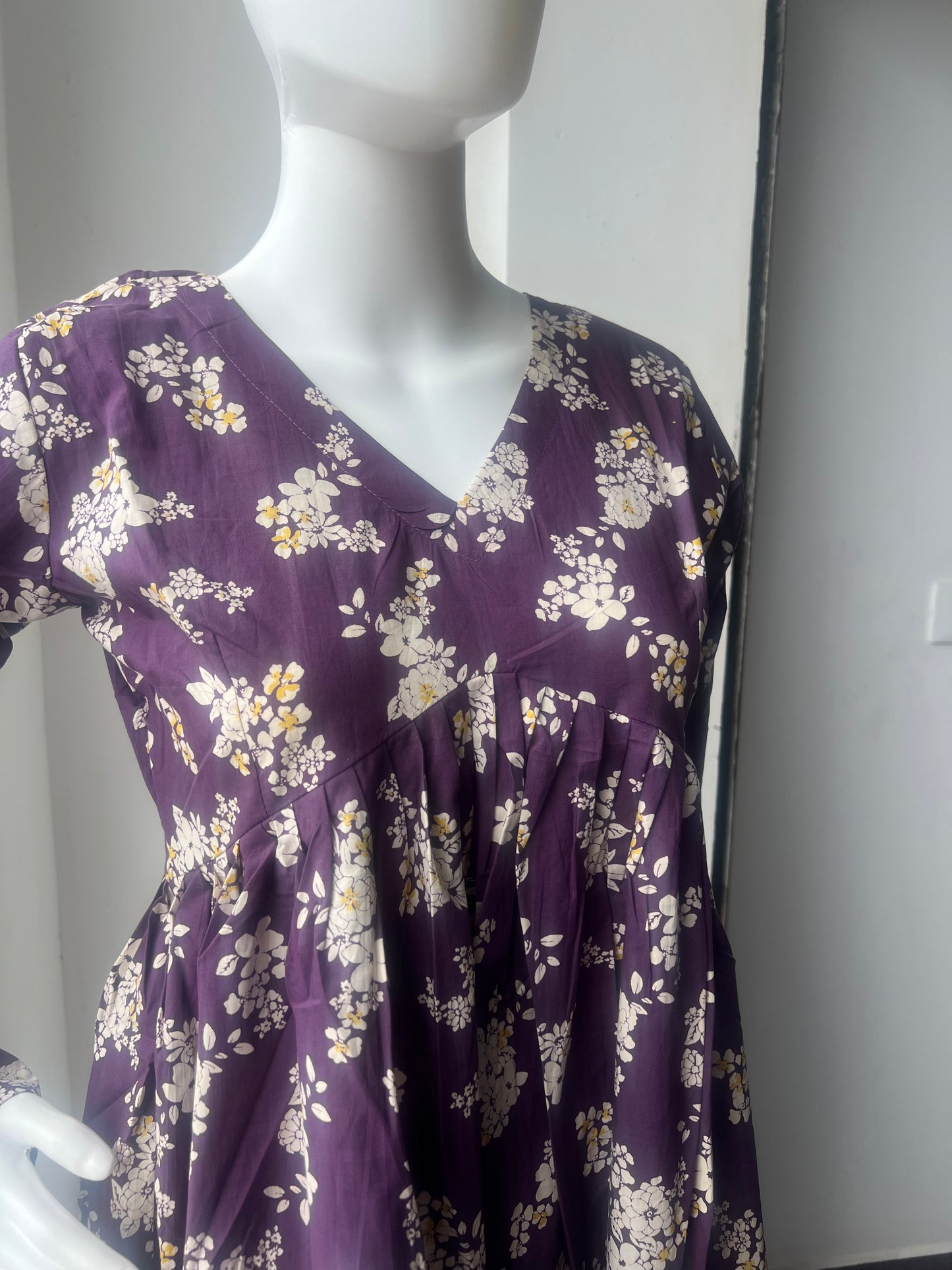violet pookal