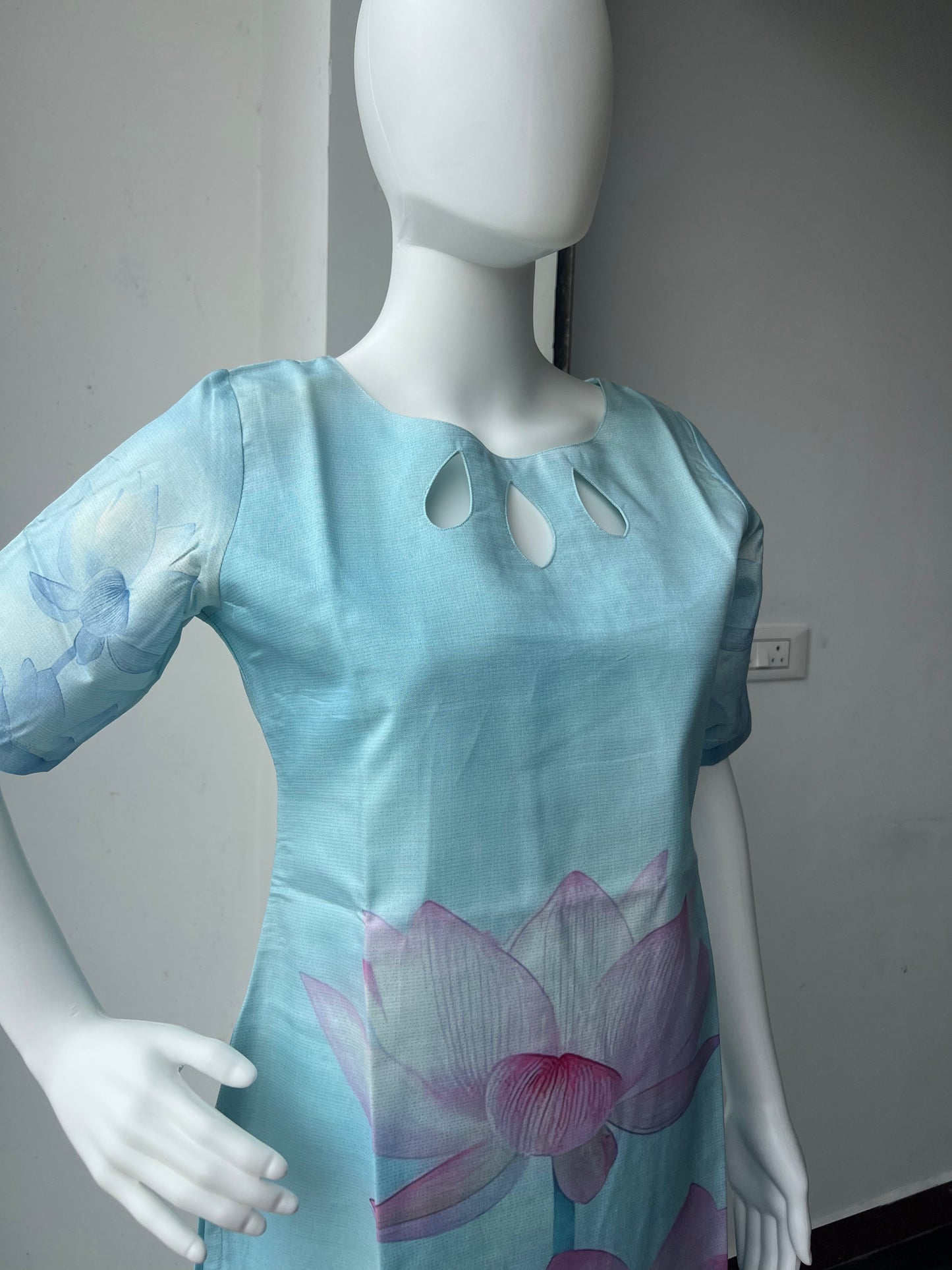 kurti 24