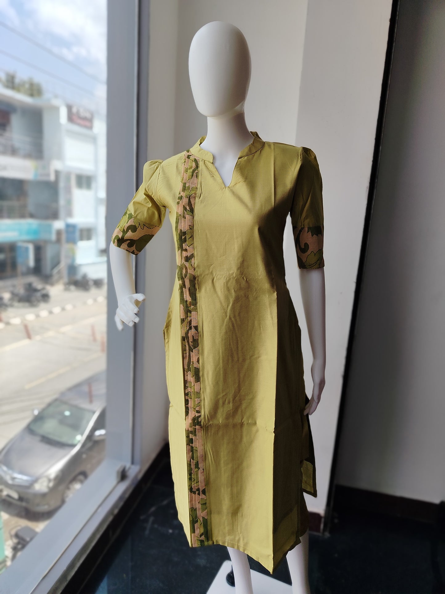 Bloom Kurti