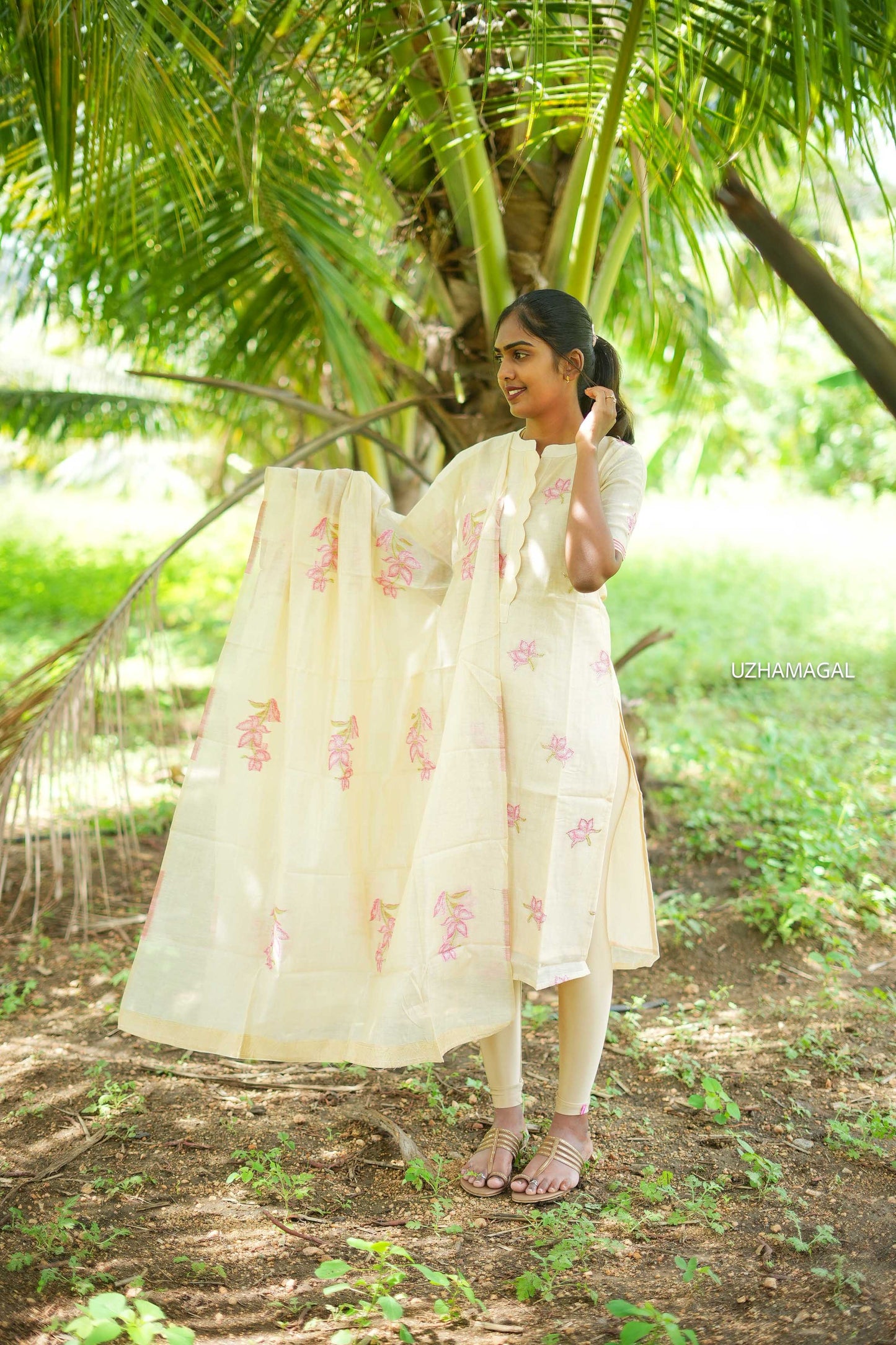 Creamy Lilly