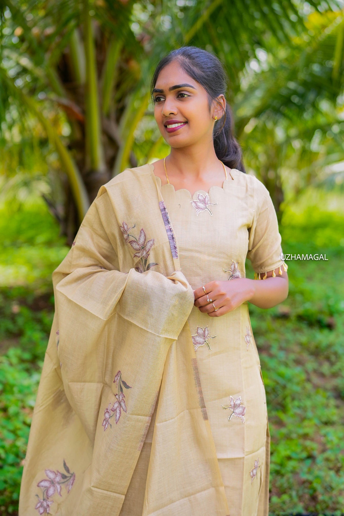 Brown Lilly