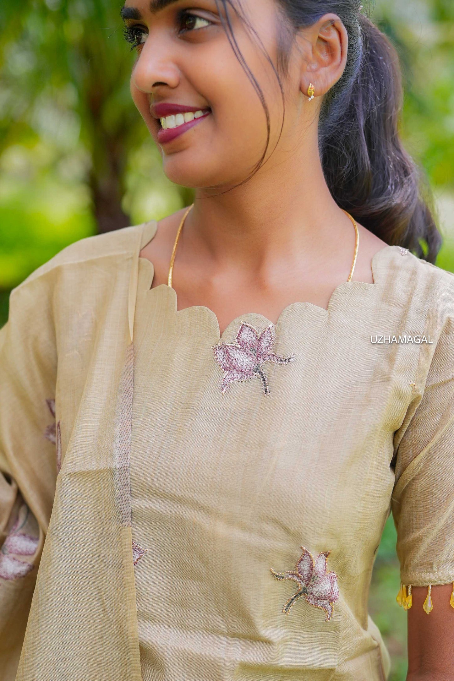 Brown Lilly