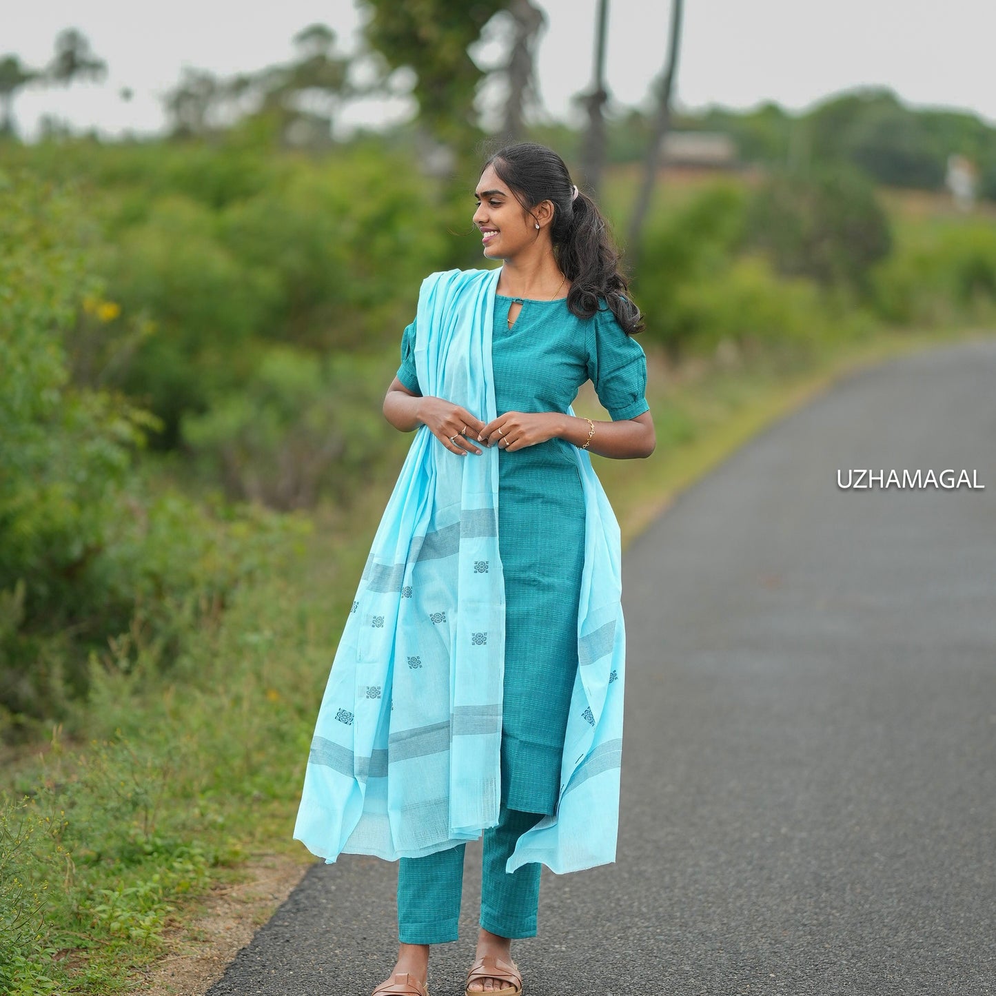 Aarunya Kurti Set