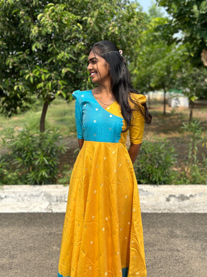 Chamandhipoo