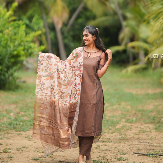 Vaaranam Kurti set