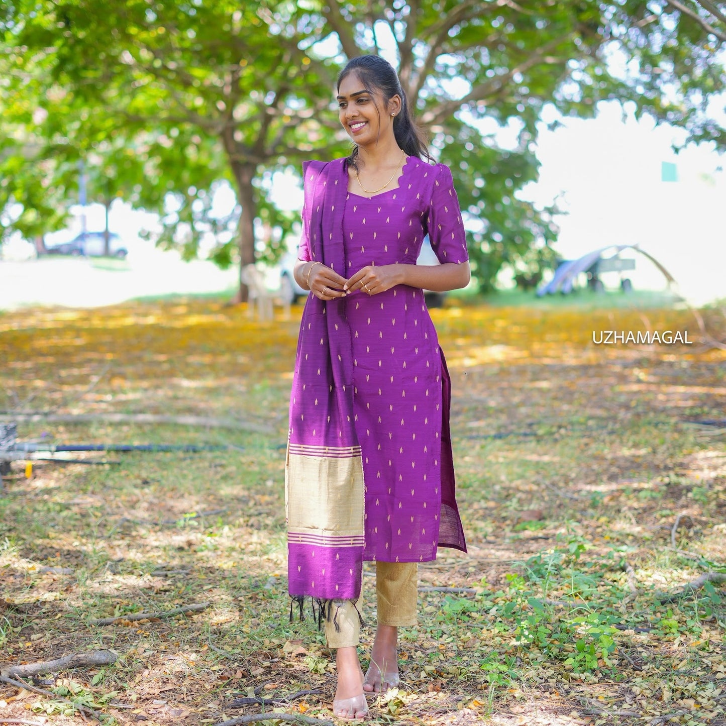 Meenakshi Magic kurti set