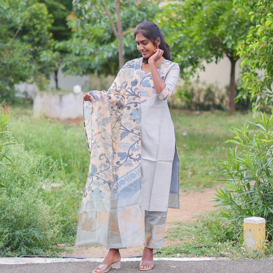 Madhurima Kurti Set