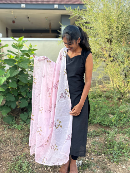 Poovin nizhal