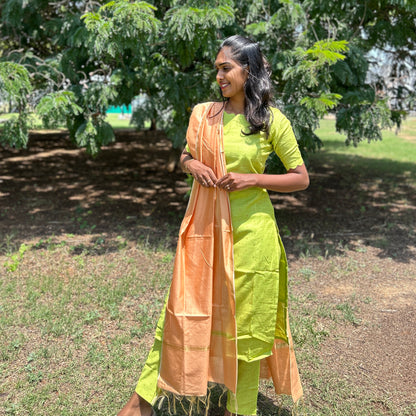 Spark of glorious kurti set