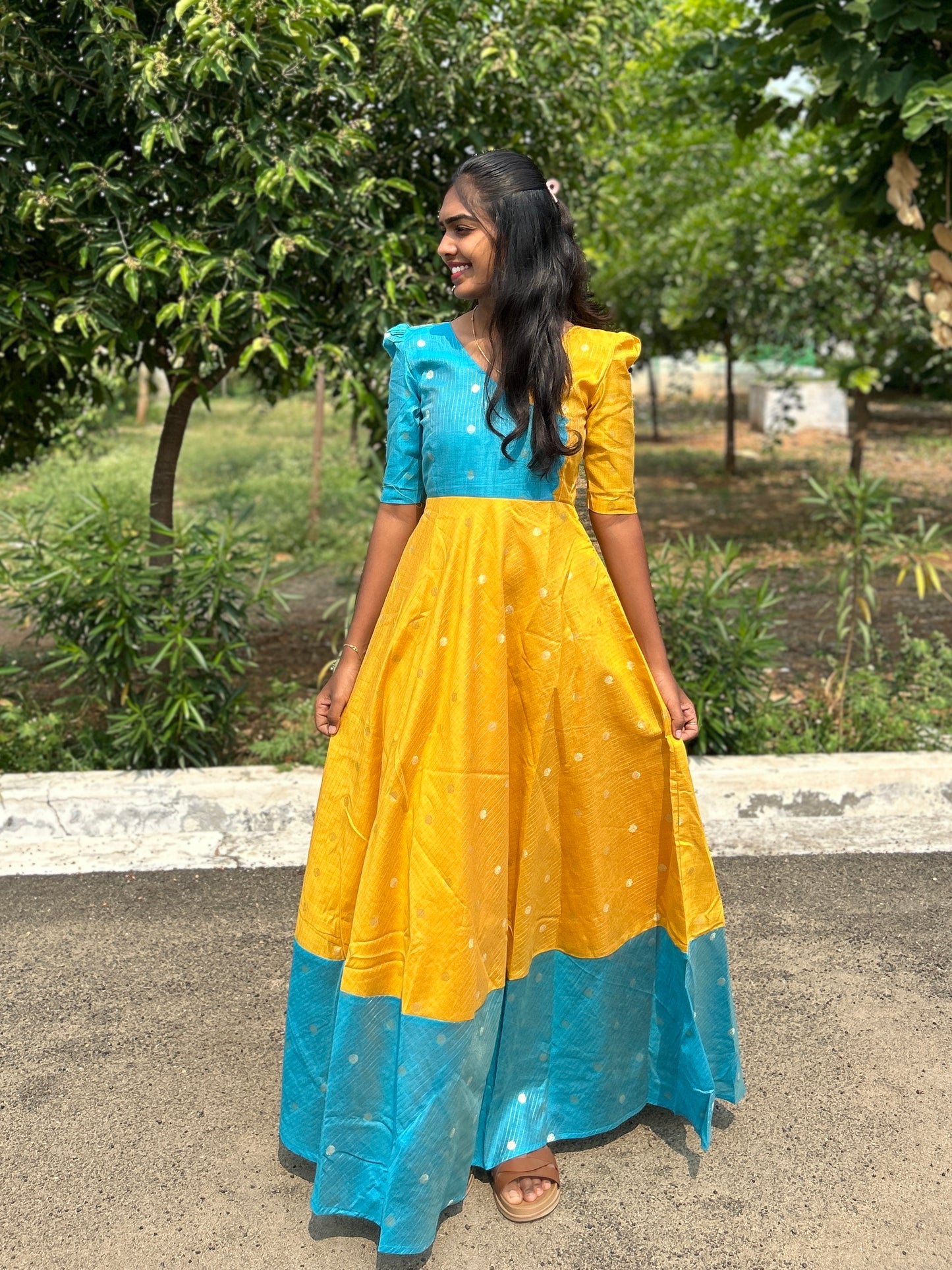 Chamandhipoo