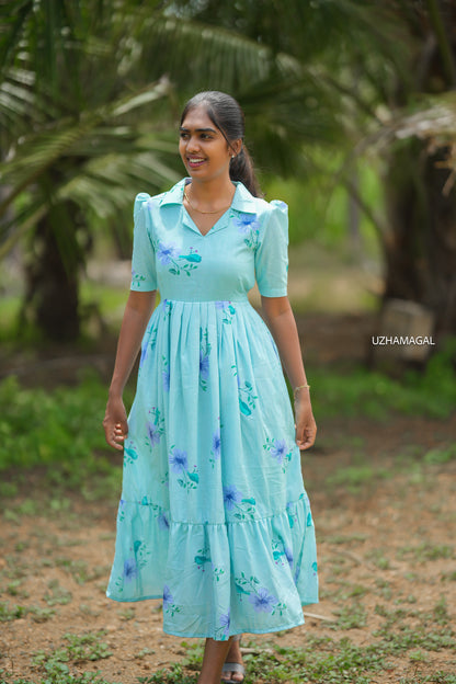 Blooming parrot dress