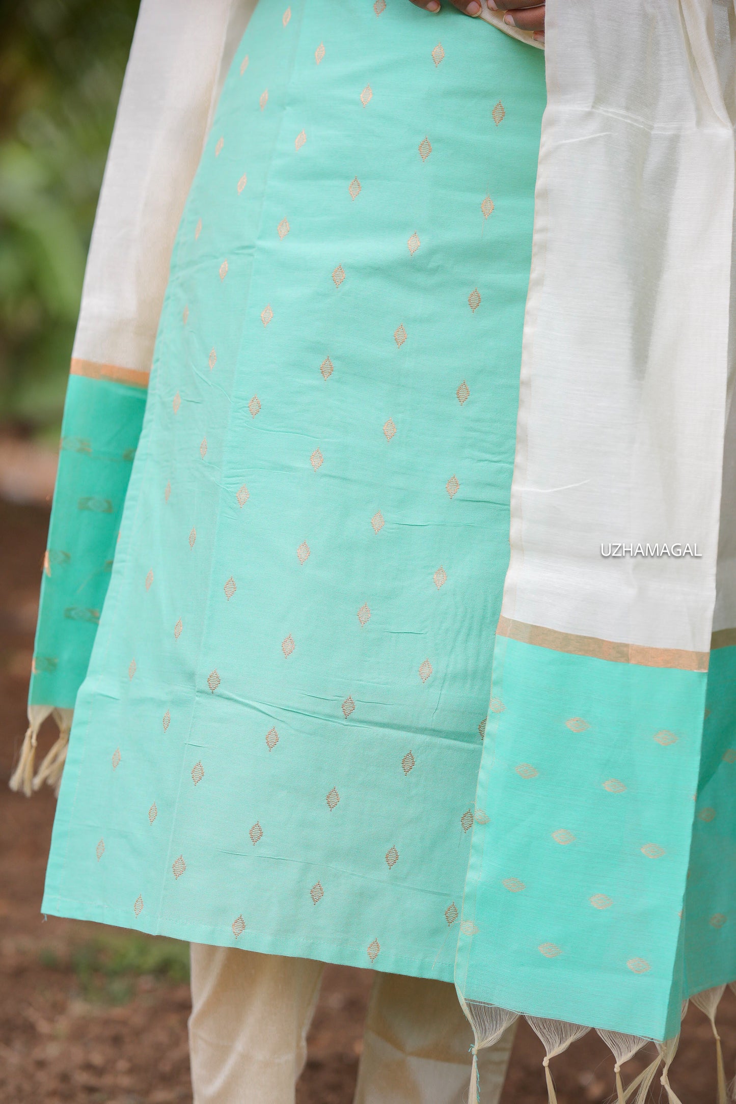 Blue Bunch Kurti Set