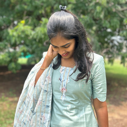 Peacock scallop Kurti set