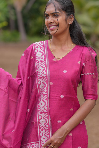 Mangai Kurti Set