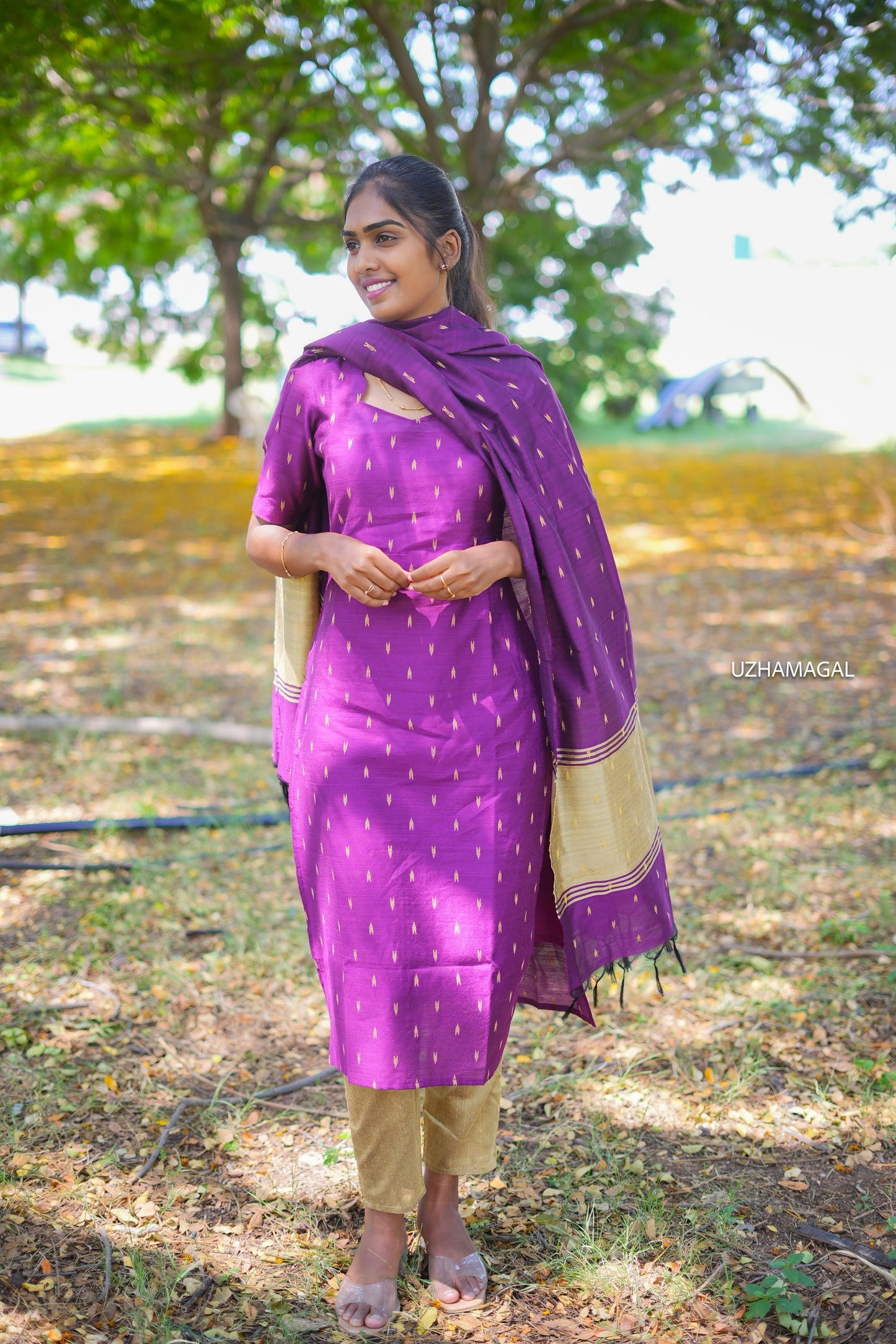 Meenakshi Magic kurti set