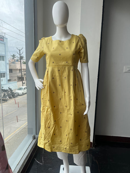 strip yellow