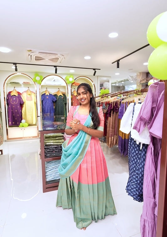 Poovizhi