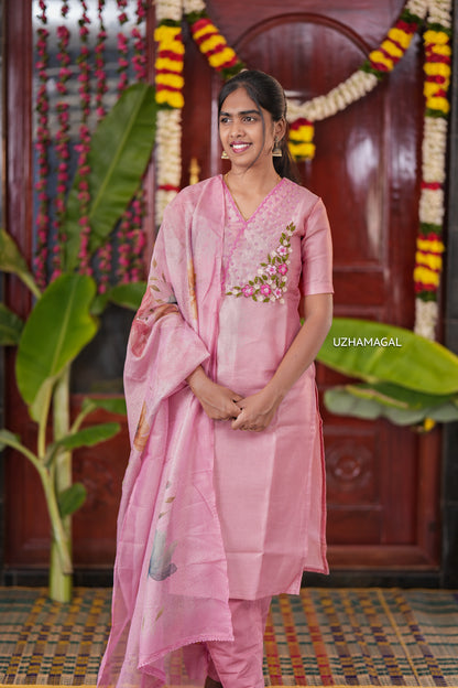 Flora pink