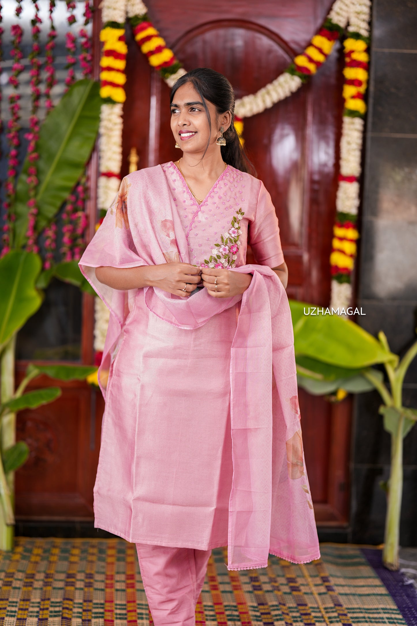 Flora pink