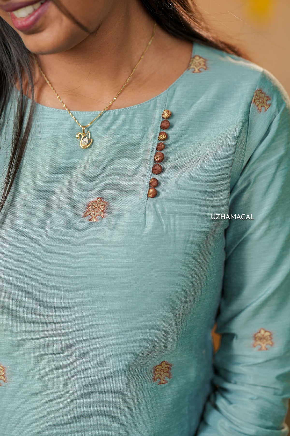 Neela Nira
