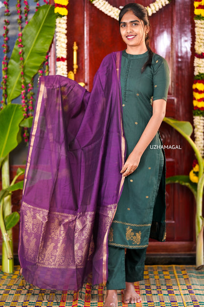 Paavai