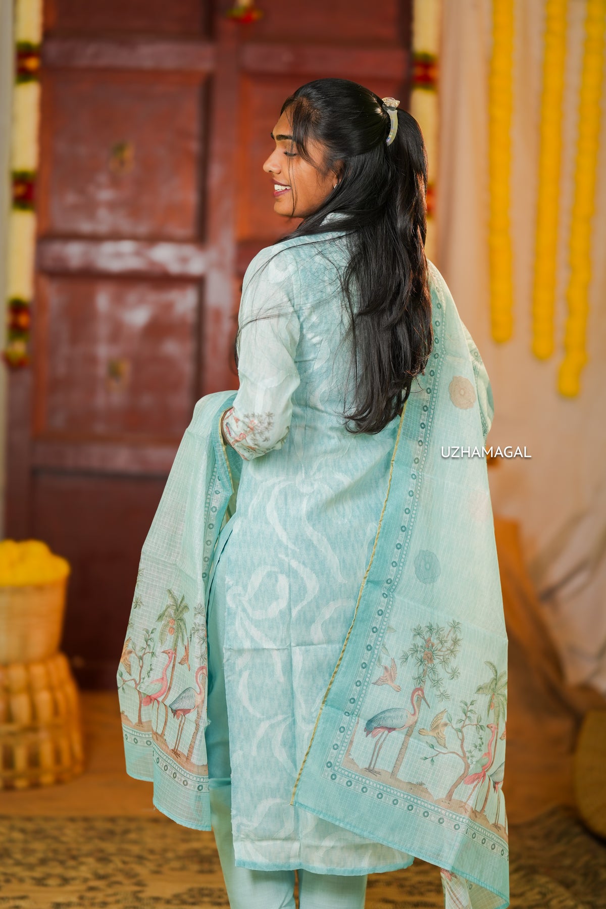 Neelamozhi