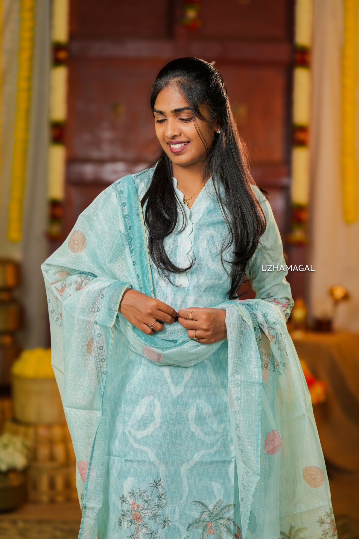 Neelamozhi