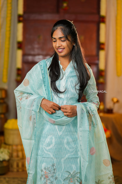 Neelamozhi