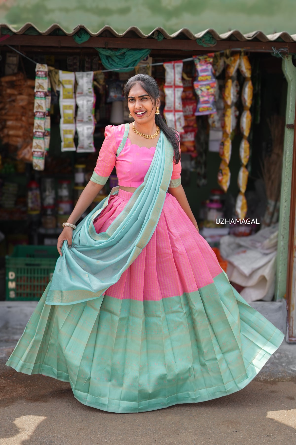 Poovizhi