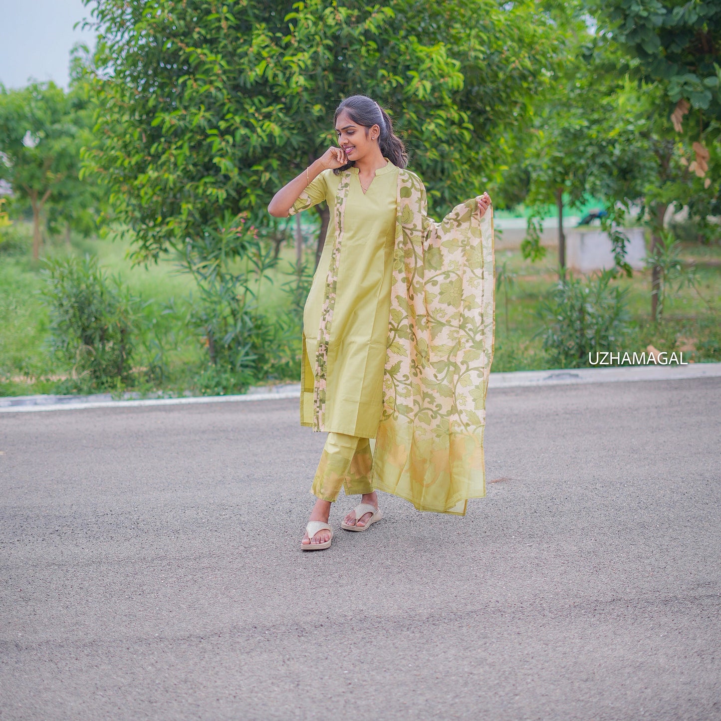Olive Bloom Kurti Set