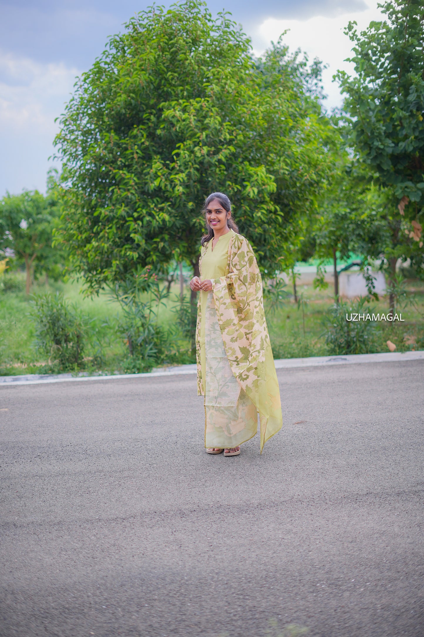 Olive Bloom Kurti Set