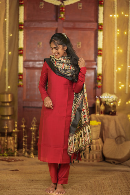 Aavani sivapu
