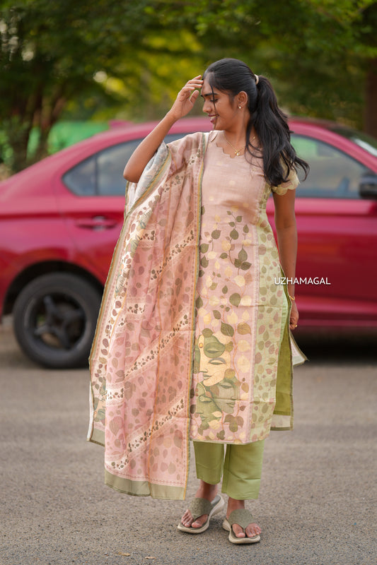 Rose Mayura