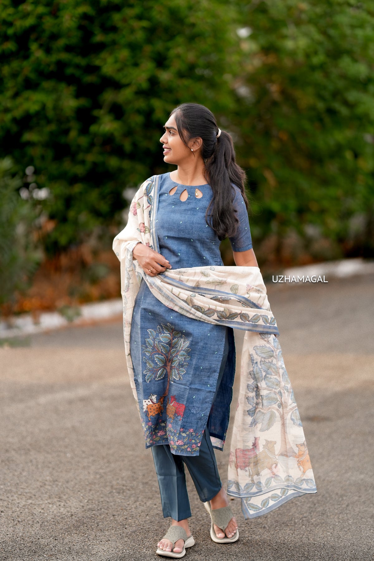 Neela Vriksha