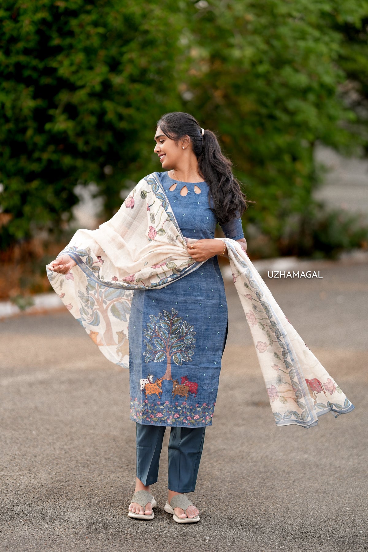 Neela Vriksha
